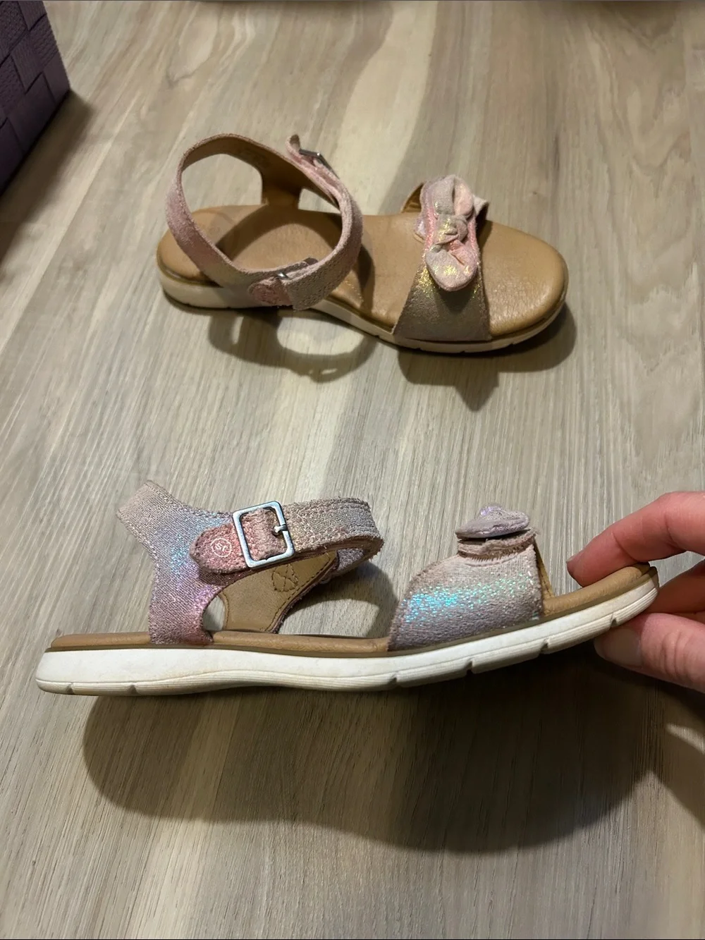 Stride Rite Pink Glitter Bow Girls' Sandals Big Kids 2W